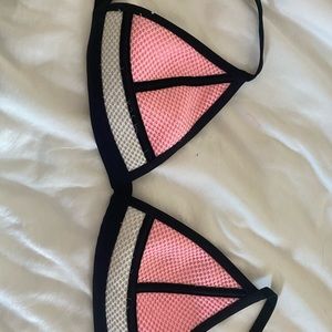Triangl top